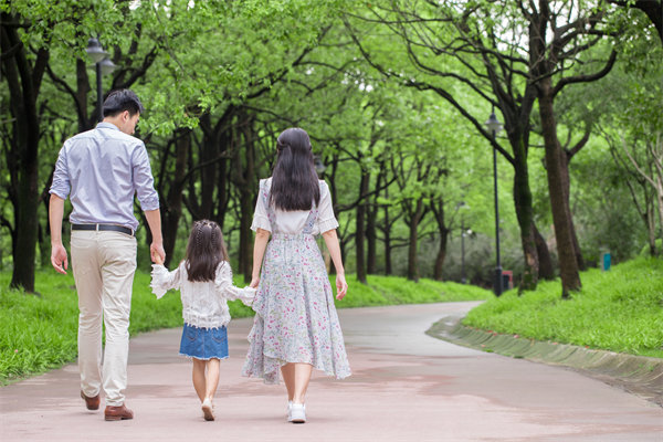 民政部：鼓勵(lì)將婚姻登記機(jī)關(guān)設(shè)在公園，目的是什么？