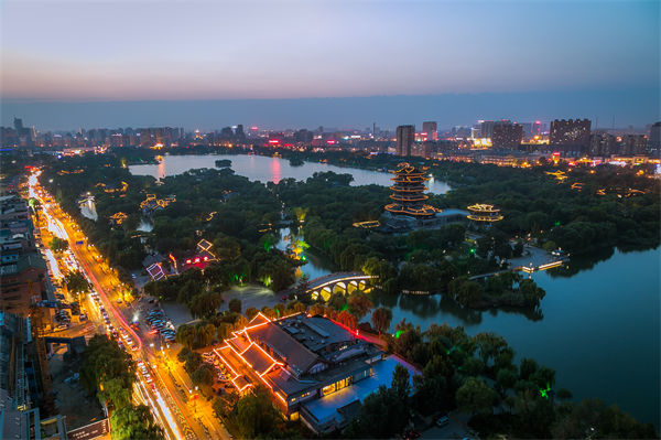 戰(zhàn)略規(guī)劃總落空？濟(jì)南戰(zhàn)略咨詢公司如何讓目標(biāo)落地有跡可循？